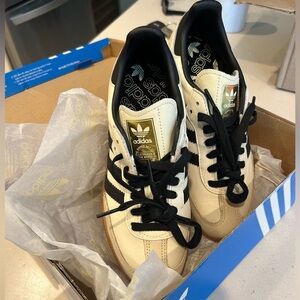 Adidas Samba Women’s